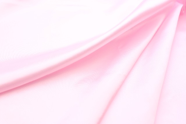 ピンクの服は、「オンナフク」？